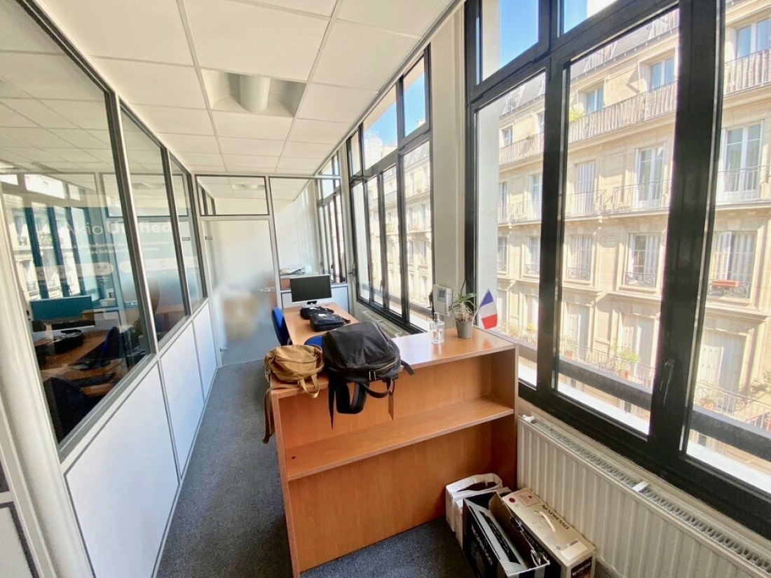 Photo 5 – location bureaux	PARIS (75010)