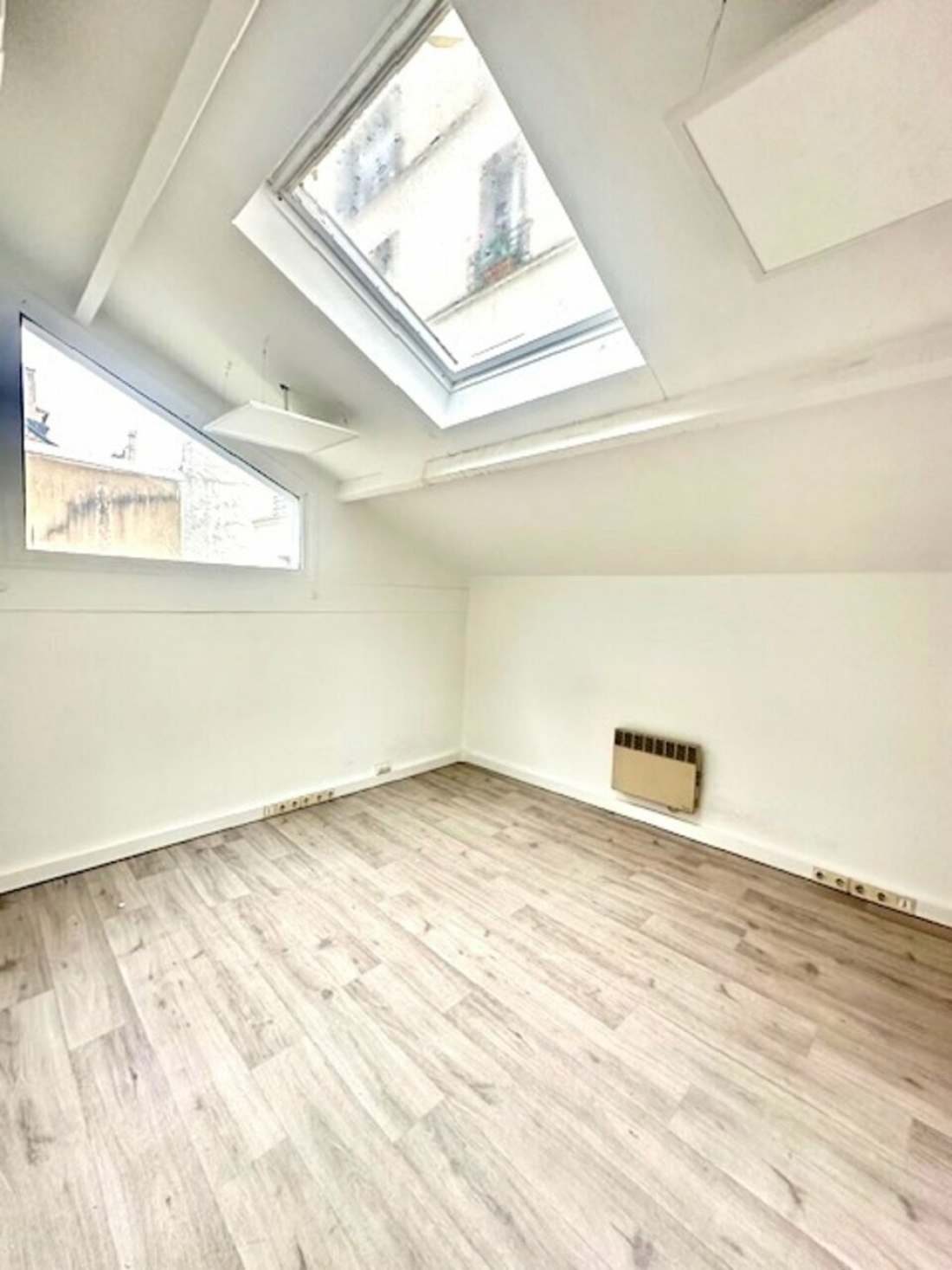 Photo 8 – location bureaux	PARIS (75011)