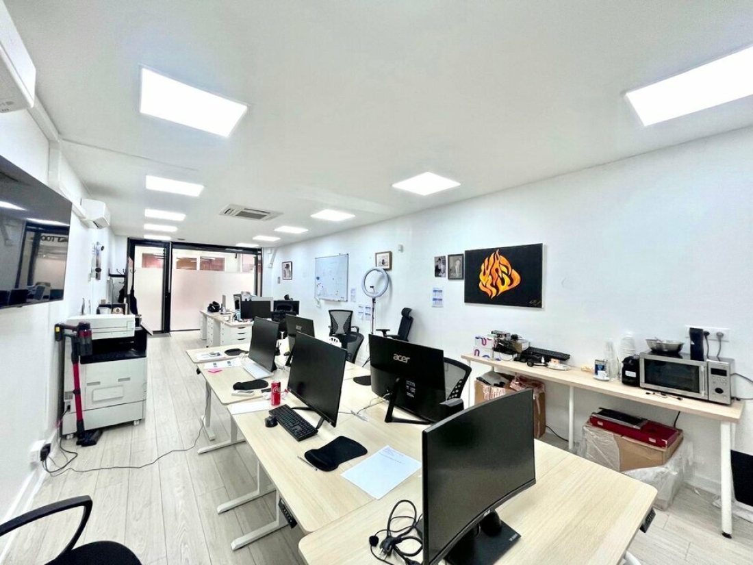 Photo 1 – location bureaux	PARIS (75002)