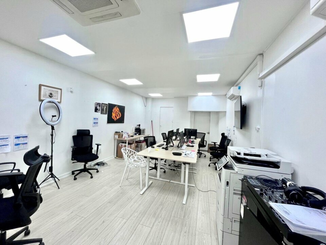 Photo 4 – location bureaux	PARIS (75002)