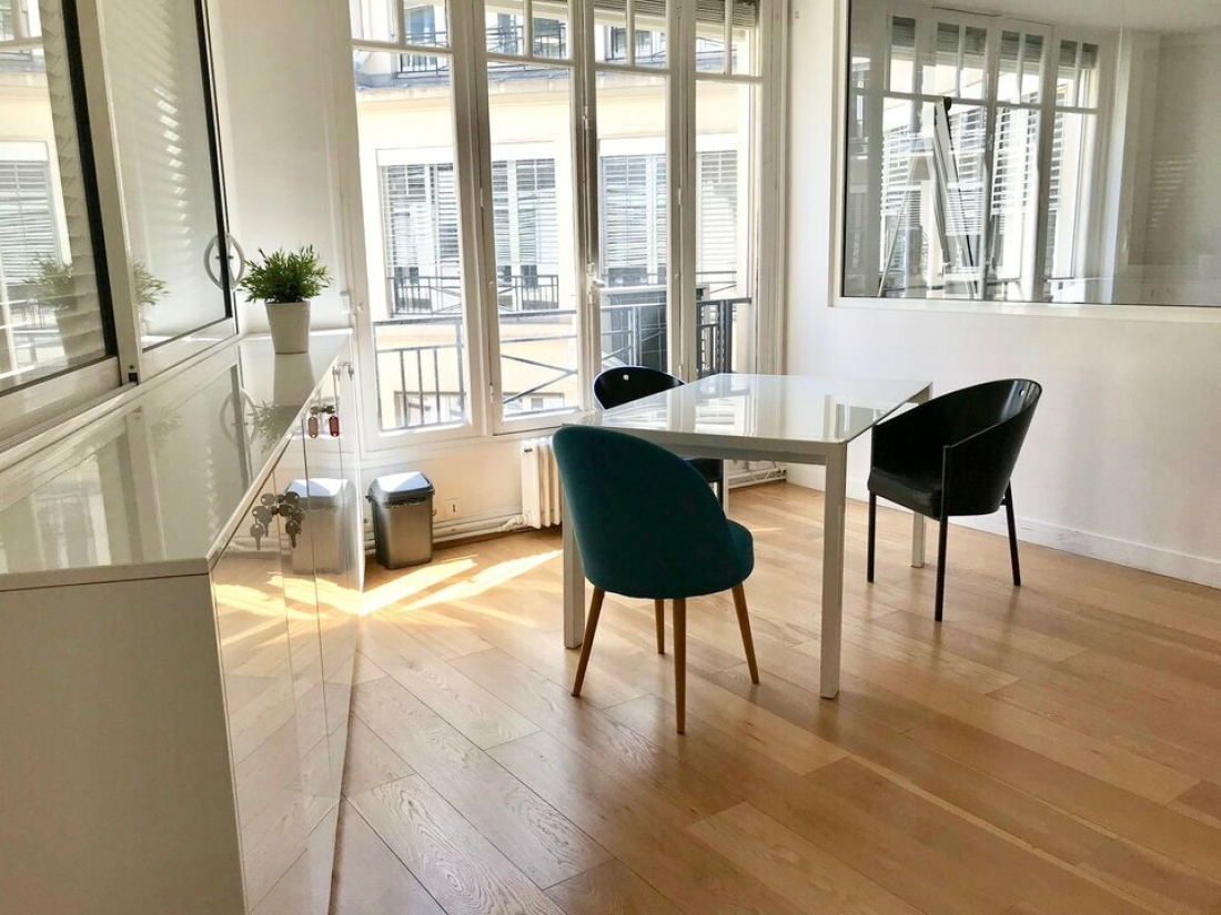 Photo 1 – location bureaux	PARIS (75008)