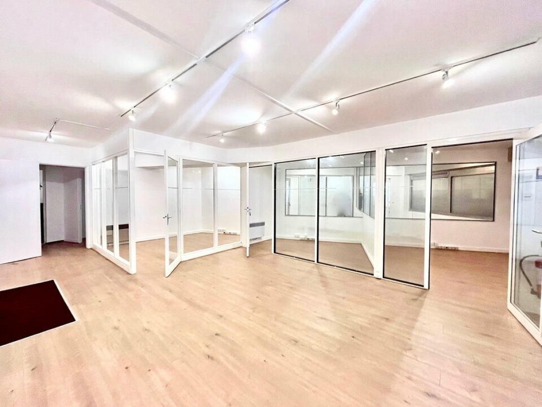 Photo 1 – location bureaux	PARIS (75016)