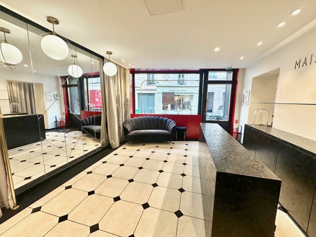 Photo 1 – location commerce	PARIS (75006)