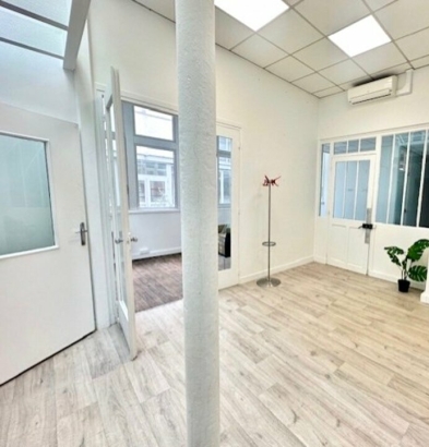 Photo 1 – location bureaux	PARIS (75011)