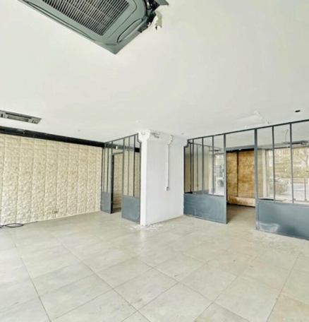 Photo 1 – location commerce	PARIS (75011)