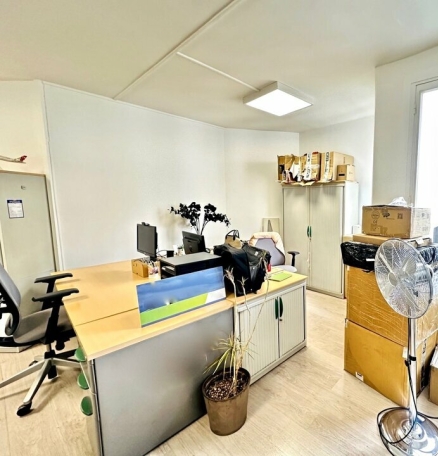 Photo 1 – location bureaux	PARIS (75011)