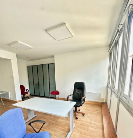 Photo 1 – location bureaux	SAINT MAUR DES FOSSES (94210)